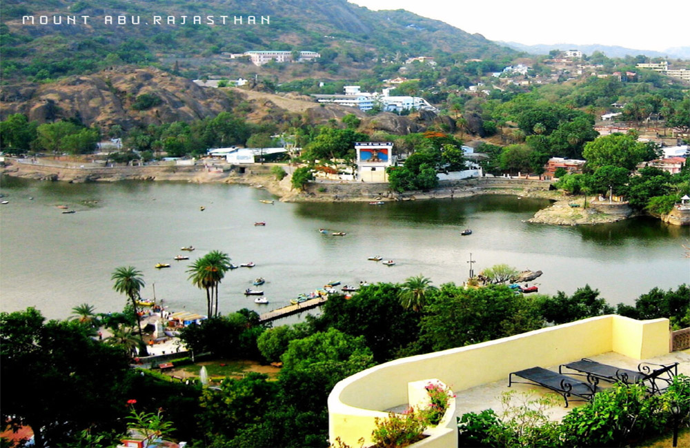 tourist-place-rajsthan-mount-abu-best-summer-holiday-destination-in-rajsthan-india-trip-to-mount-abu-lake-side-view-rajsthan-india.