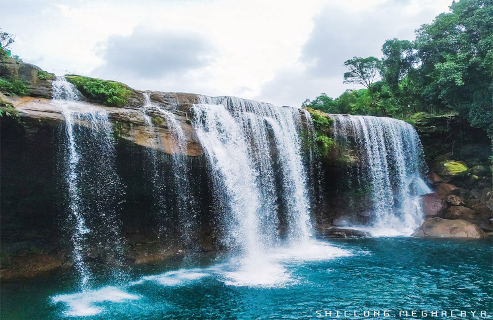 tourist-place-meghalaya-shillong-best-summer-holiday-destination-in-meghalaya-india-shillong-waterfall-best-waterfall-in-india-shillong-trip.